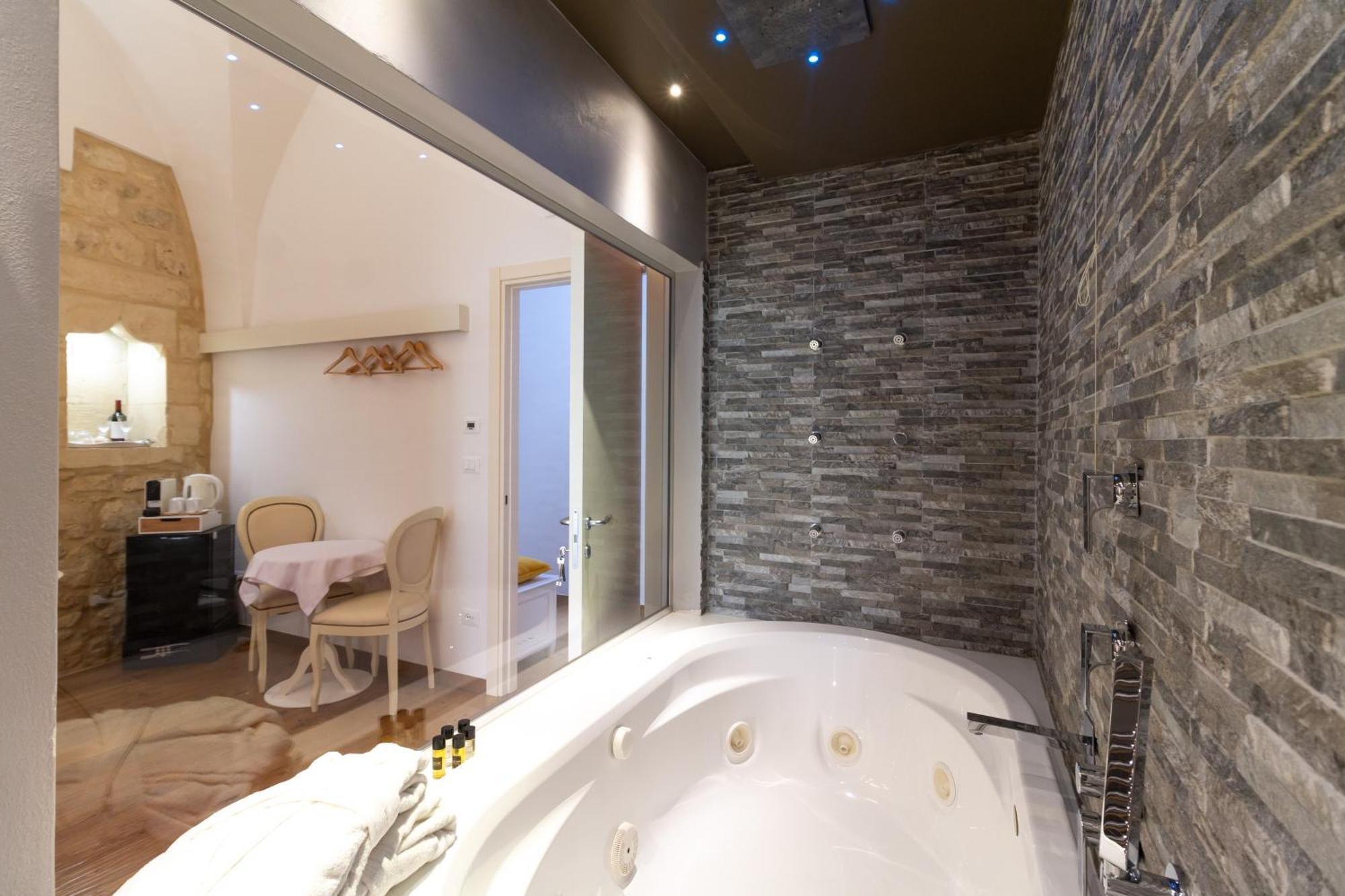 Le Nicchie Luxury Rooms 레체 외부 사진